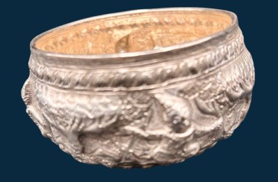 Auktion 369<br>kl. Silberschale, wohl Thailand, Silber geprüft, H-4,5 cm, D-7 cm,  77 gr, Handarbeit [1]