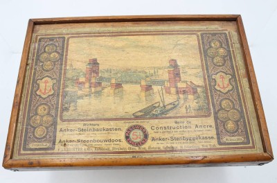Auktion 369<br>Richter's Anker-Steinbaukasten, um 1900, komplett ? [1]