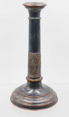 Auktion 369<br>antiker Leuchter, wohl Frankreich, Kupfer, gefüllter Stand, ca. H-22,5cm [1]