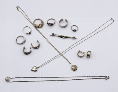 Auktion 369<br>kl. Konvolut div. Silberschmuck, teilw. Steinbesatz, zus. ca. 45gr. [1]