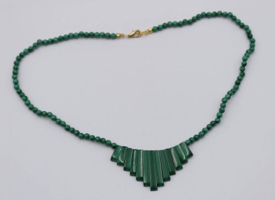 Auktion 369<br>Malachit-Collier, ca. L-42cm [1]