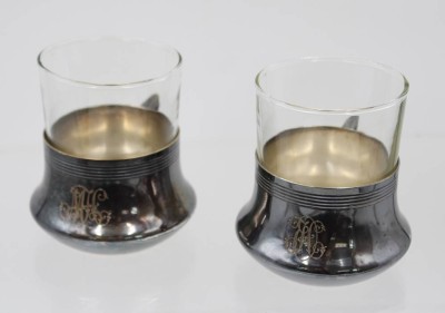Auktion 369<br>2x Teeglashalter um 1910, WMF Straussenmarke, Ziermonogramm, je ca. H-9cm [1]