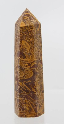 Auktion 369<br>kl. Obelisk, Fossilienjaspis, H-9,5cm [1]