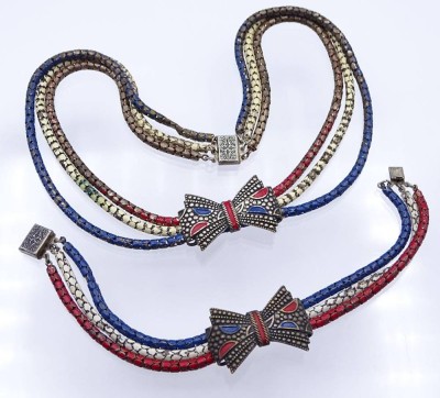 Auktion 369<br>Alter patriotischer Schmuck,in Farben der Trikolore,(Frankreich),Halskette und Armband,älter, Alters-u. Gebrauchsspuren,Halskette L- 34cm, Armband L- 18,5cm [1]