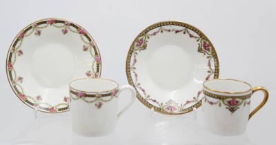 Auktion 369<br>2x Mokkatassen mit U.T., Limoges, ca. H-4,5cm [1]