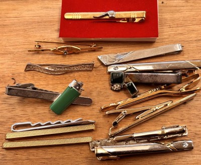 Auktion 369<br>14x div. Schlipsnadeln, Modeschmuck [1]