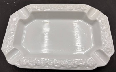 Auktion 369<br>gr. Aschenbecher 