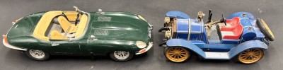 Auktion 369<br>1x Schuco 1225, 1x Burago  Jaguar E, beide mit Fehlteilen, ungepflegter Kellerfund, verstaubt [1]