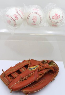 Auktion 369<br>Baseball-Handschuh 
