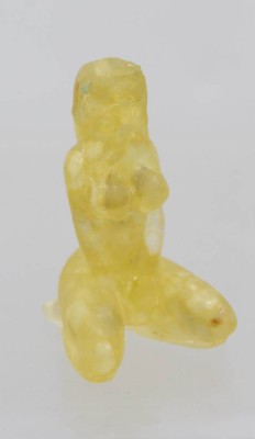 Auktion 369<br>weiblicher Akt aus Citrin-Quarz, ca. H-6,5cm [1]