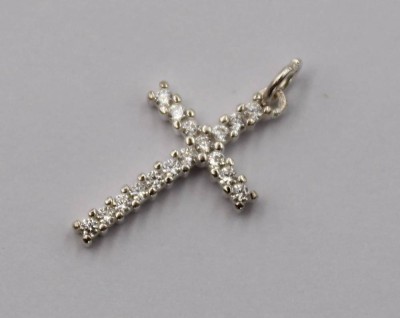 Auktion 369<br>kl. Silber-Kreuzanhänger, klare Steine, L-2cm, 0,5gr. [1]