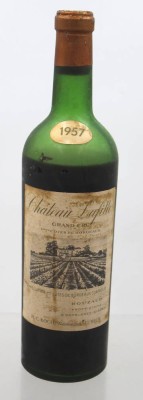 Auktion 369<br>Château Lafite Rothschild 1957, Bordeaux, Verdunstungsverlust [1]