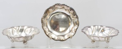 Auktion 374<br>3x div. Schalem WMF, versilbert, ca. H-3,7cm D-12,5cm [1]