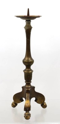 Auktion 369<br>antiker Kerzenleuchter, wohl Barock, Bronze, ca. H-35cm [1]