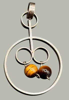 Auktion 369<br>gr. vintage Silber-835- Kettenanhänger mit 2 Tigeraugen-Kugeln, beweglich, H-5 cm, 6,1 gr [1]