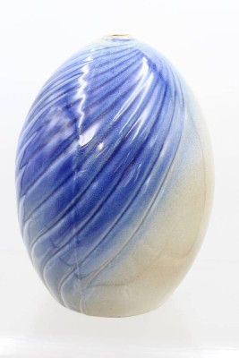 Auktion 369<br>hohe Vase, Art-Déco Stil, Unterseite schwer lesbar beschriftet?, ca. H-27cm [1]