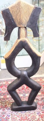 Auktion 369<br>afrikanische Holz-Skulptur, wohl Republik Kongo, ca. H-76cm [1]