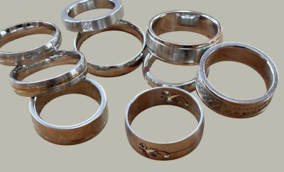 Auktion 369<br>10x div. Edelstahl-Ringe [1]