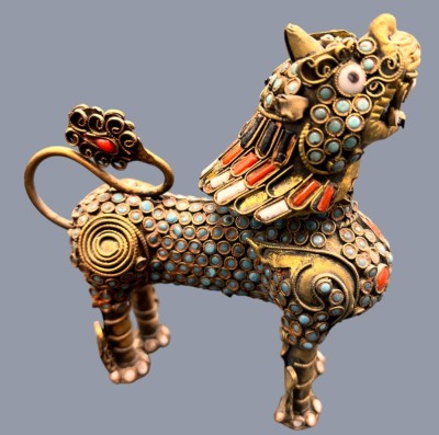 Auktion 369<br>Merssing Fu-Hund mit Emaille, H-12 cm, L-11 cm, abnehmbarer Kopf [1]