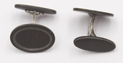 Auktion 369<br>Paar Manschettenknöpfe, wohl Georg Jensen, No. 5017, Sterling Silber-925-, 10,7gr., Kopf B-2cm [1]