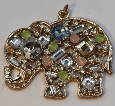 Auktion 369<br>gr. goldfarbener Anhänger 