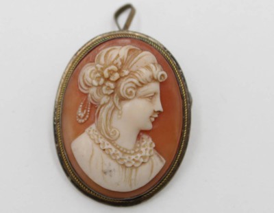 Auktion 369<br>ältere Gemme, 835er Silber-Fassung, 4 x 2,7cm., 7,3 gr [1]