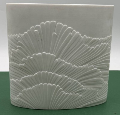 Auktion 370<br>ovoide Künstlervase 