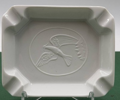 Auktion 370<br>3x Rosenthal Aschenbecher mit Vogelrelief, 14x10,5 cm und 2x 8,5x7 cm [1]