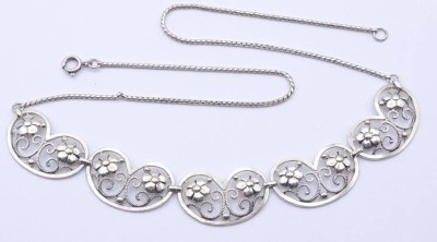 Auktion 370<br>WMF Halskette,Silber 0.835 mit Blütendekor, L- 45cm, 12,7 g. [1]