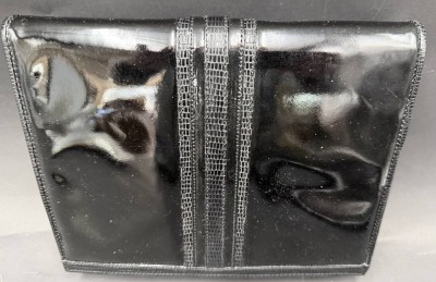 Auktion 370<br>Lack-Handtasche 