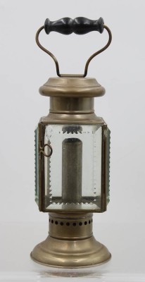 Auktion 370<br>kl. Handlaterne, älter, leider beschädigt, ca. H-24,5cm [1]