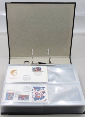 Auktion 370<br>Ordner mit ca. 240 alten Postkarten, meist gelaufen, anbei 8 ETB's [1]