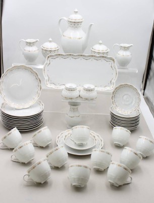 Auktion 370<br>Kaffeeservice, Kaiser, Monte Carlo für 12 Personen sowie einige Vorlegteile, 44 Teile [1]