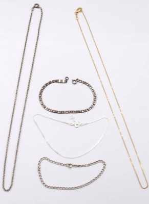 Auktion 370<br>5tlg. Silber-Konvolut, 3 Armbänder und 2 Ketten, zus ca. 17,5gr. [1]