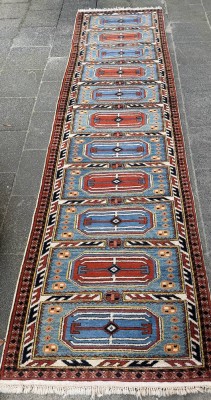 Auktion 370<br>langer Orientläufer, Iran, 420x84 cm [1]