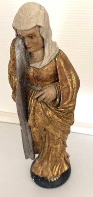 Auktion 370<br>Holzfigur, wohl Hl. Elisabeth, farbig gefasst, wohl  17/18.Jhd?, H-33 cm [1]