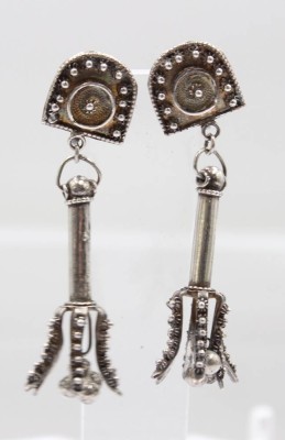 Auktion 370<br>Paar wohl Trachten-Ohrschmuck, Silber gepr., ca. L-6,2cm, 13,2gr. [1]