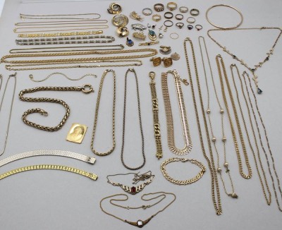 Auktion 370<br>Konvolut div. Modeschmuck, zus. 640gr., teilw. getragene Erhaltungen [1]