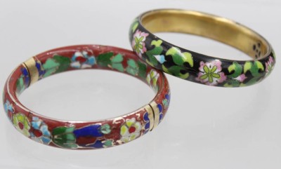 Auktion 370<br>5x asiat. Cloisonné-Armreife, je ca. D-6,5cm [1]