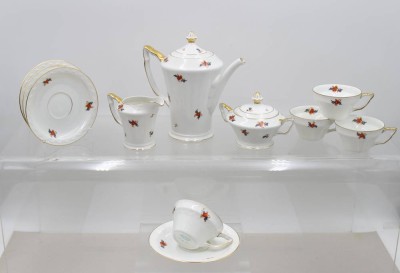 Auktion 374<br>Mokka-Service, Sorau, Art-Déco, für 4 Personen, Kanne H-16,5cm Tassen H-4,2cm [1]