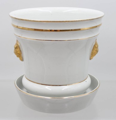 Auktion 370<br>Übertopf it Löwenköpfen, Villeroy & Boch, älter, H-17cm D-17cm [1]