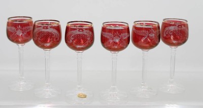 Auktion 370<br>6x Likörgläser, Ätzdekor und rot gebeizt, Bohemia, ca. H-13,5cm [1]