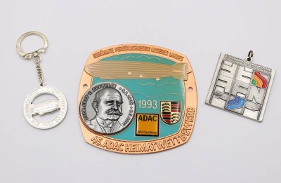 Auktion 370<br>3tlg Konvolut, Zeppelin, neuzeitl. [1]