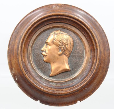 Auktion 370<br>Kupferrelief um 1900, Kaiser Wilhelm II., alt gerahmt, D-20cm [1]