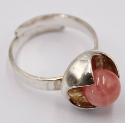 Auktion 370<br>Silberring mit einer Rosenquartz Kugel, 835er Silber, RG. 56, 4,9 Gramm [1]