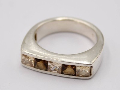Auktion 370<br>Silberring mit hellen und dunklen braunen Steinen im Wechsel, 925er Silber, RG. 57 , 7,6 Gramm [1]