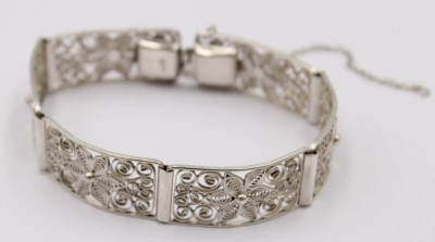 Auktion 370<br>Filigranes Armband aus 835er Silber, L. 18cm , 18 Gramm [1]