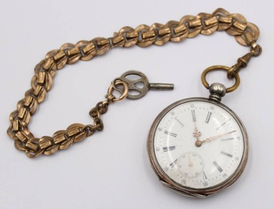 Auktion 370<br>Taschenuhr um 1900, Silbergehäuse, Doublé Uhrenkette, Werk steht, D-4cm [1]