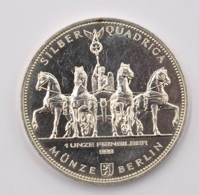 Auktion 370<br>1 Unze Feinsilber 999 Münze Berlin - Deutschland, 31,5 Gramm [1]