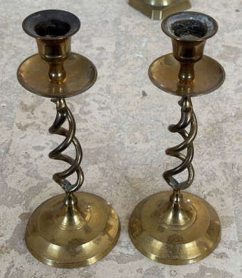 Auktion 370<br>Paar Messingleuchter, Schaft gedreht, H-21 cm [1]